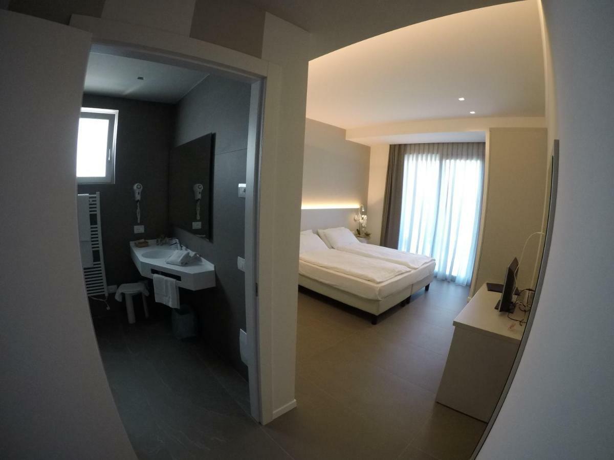 Hotel Paradiso Бардолино Экстерьер фото